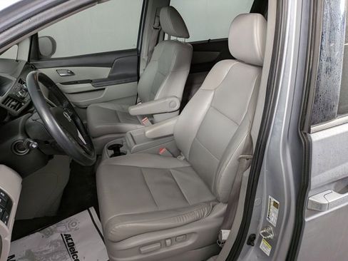 Used 2016 Honda Odyssey Touring image 16