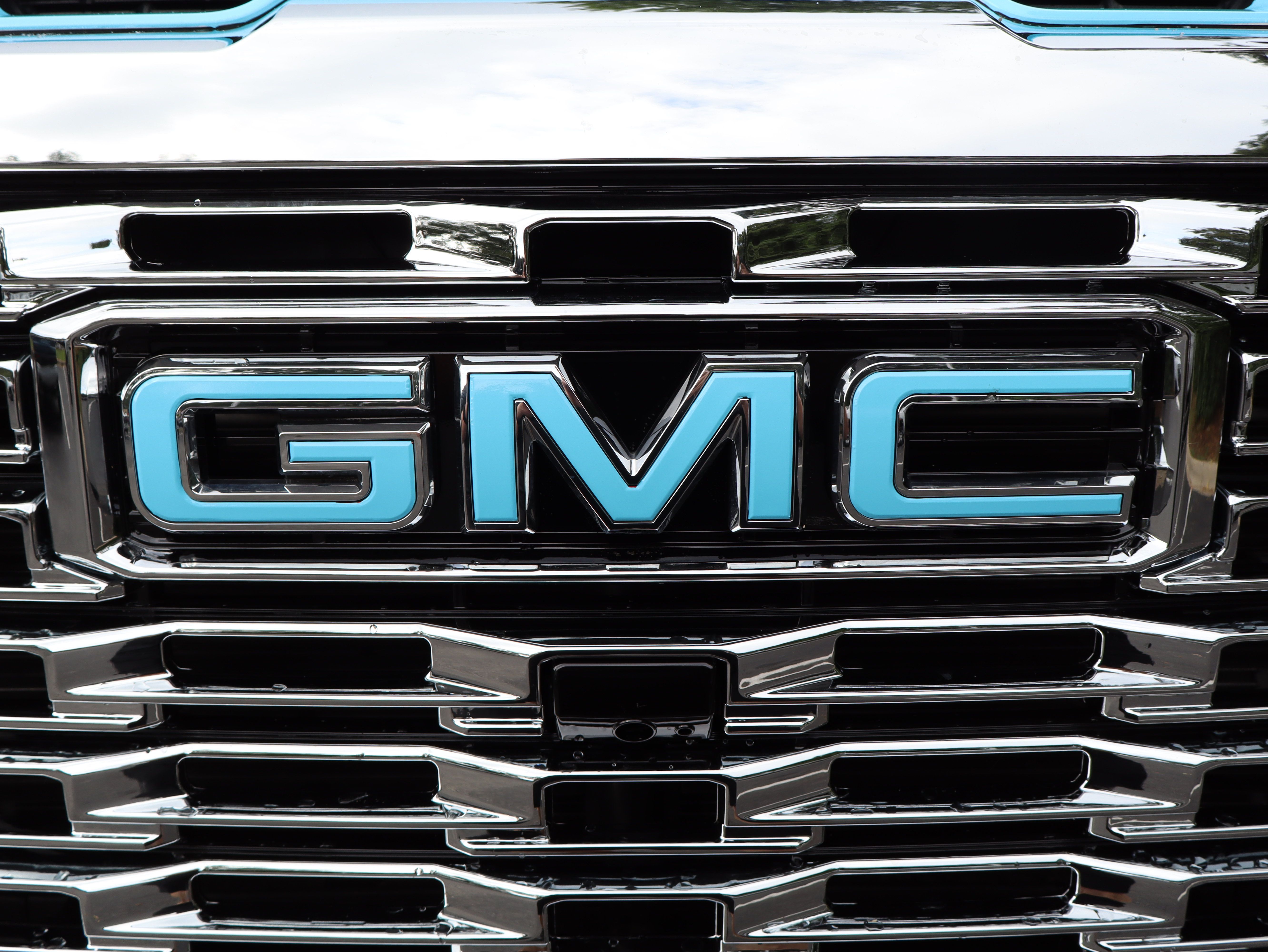 New 2025 GMC Sierra 2500 Pro w/ 1SA Pro Safety Plus Package AWD/4WD image 16