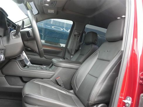 Used 2024 GMC Sierra 2500 Denali w/ Denali Reserve Package image 8