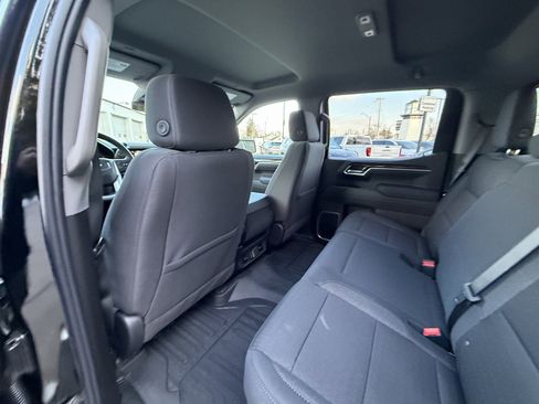 New 2026 GMC Sierra 1500 SLE image 24