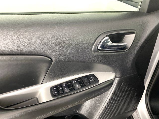 Used 2017 Dodge Journey SE FWD image 10