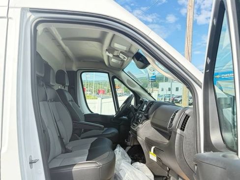 New 2026 RAM ProMaster 3500 w/ Convenience Group FWD image 27