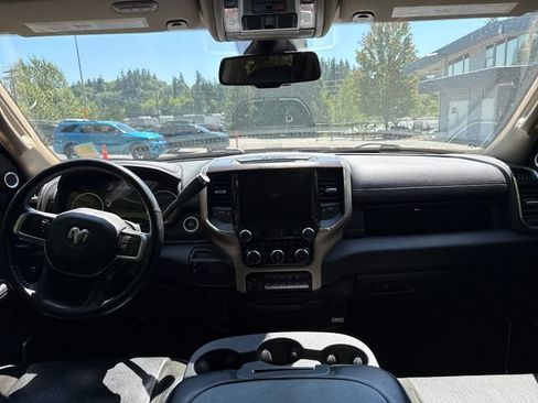 Used 2022 RAM 3500 Laramie AWD/4WD image 11