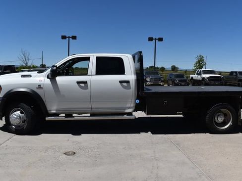 Used 2024 RAM 5500 Tradesman w/ Chrome Appearance Group AWD/4WD image 10