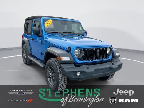 Used 2024 Jeep Wrangler Sport S image 1