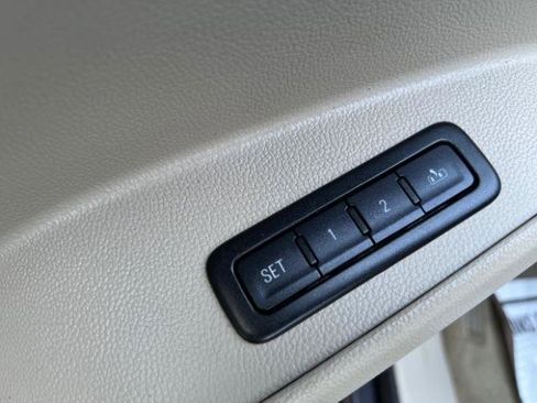Used 2015 GMC Yukon Denali w/ Premium Package AWD/4WD image 26
