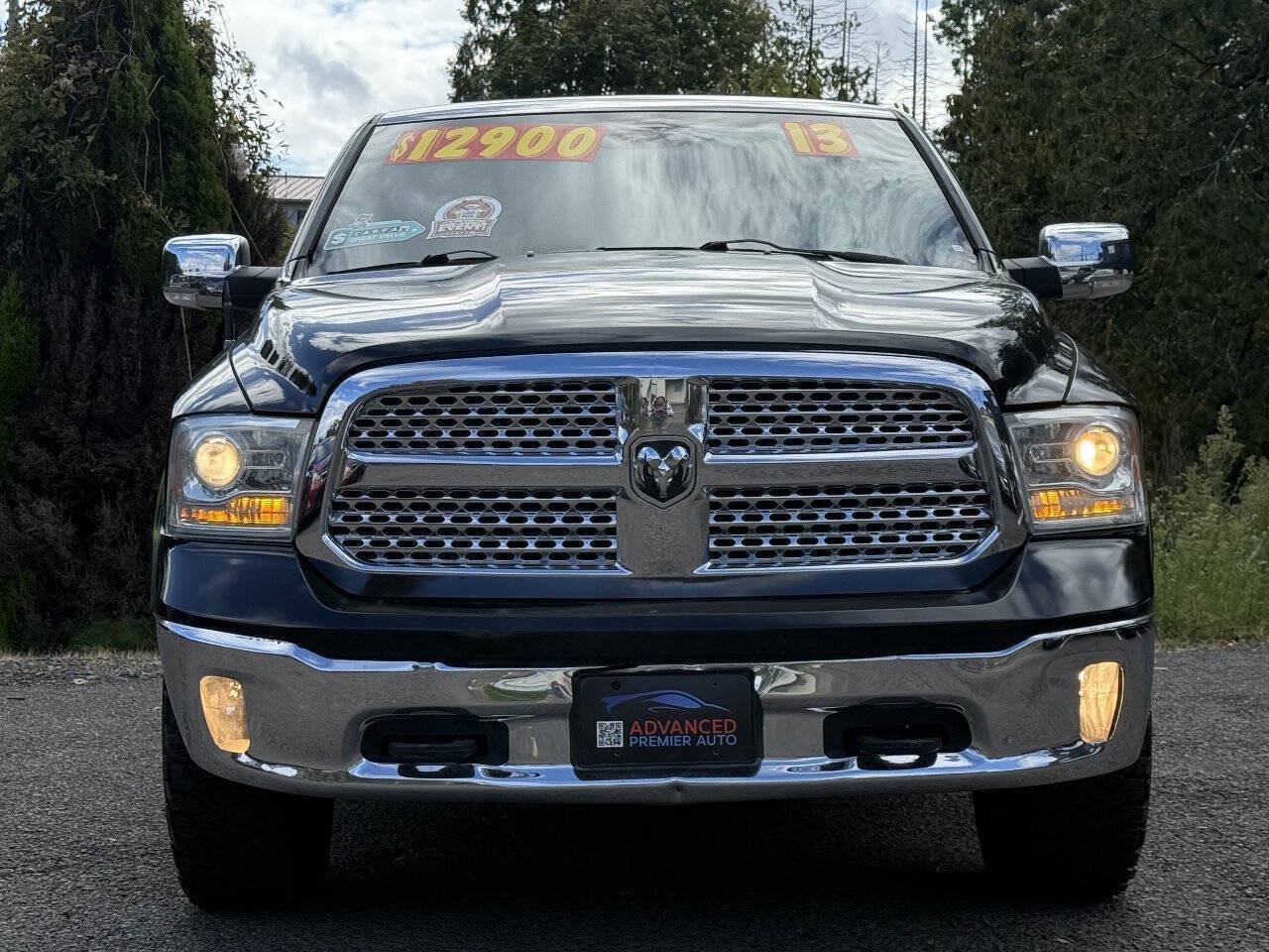 Used 2013 RAM 1500 Laramie w/ Convenience Group AWD/4WD image 2