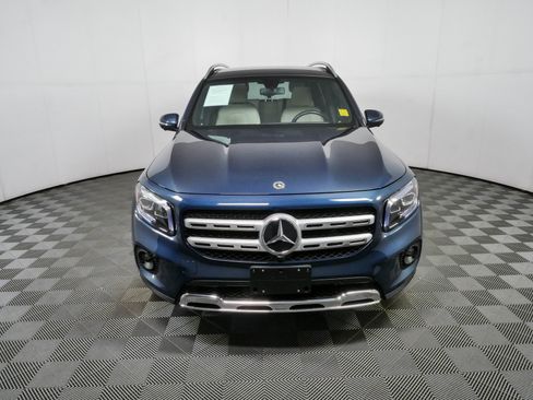 Used 2021 Mercedes-Benz GLB 250 4MATIC image 34