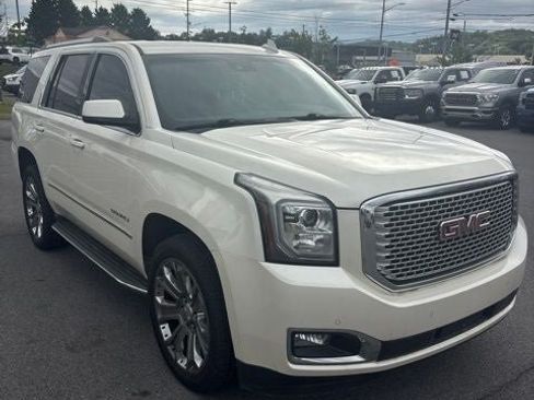Used 2015 GMC Yukon Denali w/ Open Road Package AWD/4WD image 1