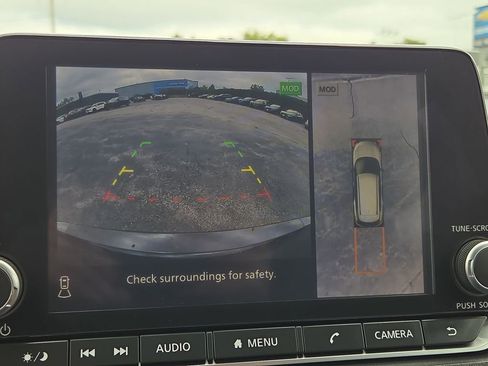 Certified 2025 Nissan Rogue SV image 19