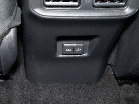 Used 2025 Toyota RAV4 XLE AWD/4WD image 23