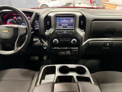 Used 2022 Chevrolet Silverado 1500 Custom image 25