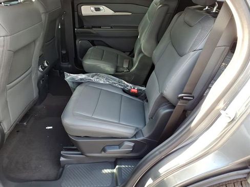 New 2026 Ford Explorer Active w/ Active Comfort Package image 18