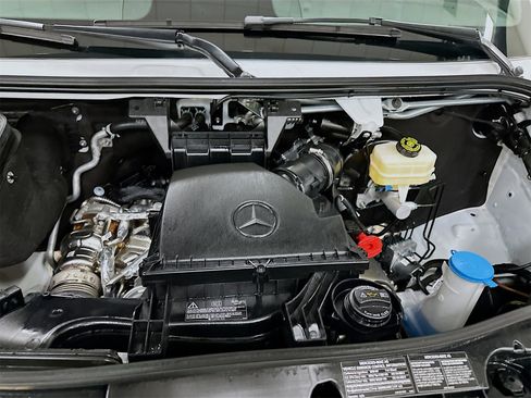 New 2025 Mercedes-Benz Sprinter 2500 image 25