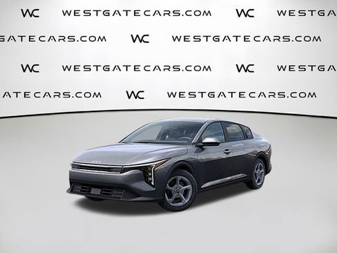 New 2025 Kia K4 LXS image 14