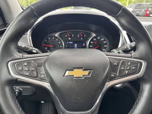 Used 2023 Chevrolet Equinox LT AWD/4WD image 10