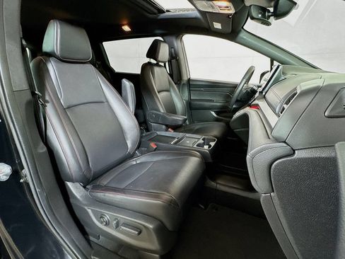 Used 2025 Honda Odyssey Sport-L image 28