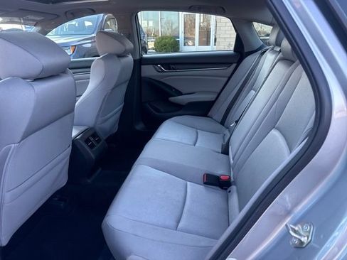 Used 2019 Honda Accord EX image 19