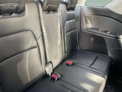 New 2026 Nissan Pathfinder Platinum FWD image 18