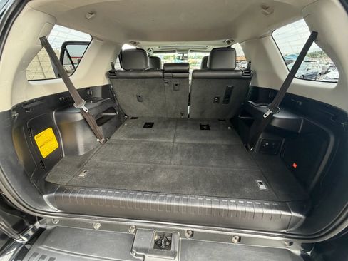 Used 2017 Toyota 4Runner Limited AWD/4WD image 17