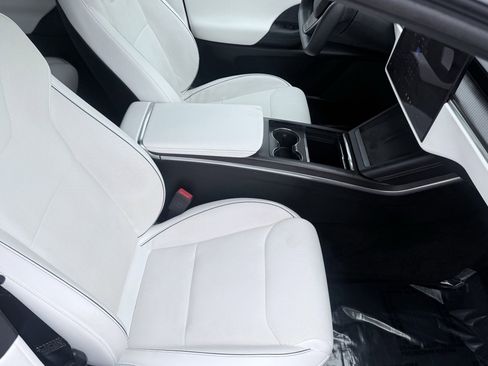 Used 2022 Tesla Model X Plaid AWD/4WD image 53