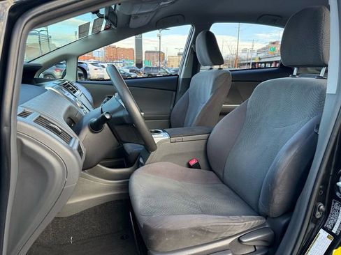 Used 2012 Toyota Prius V Three image 10