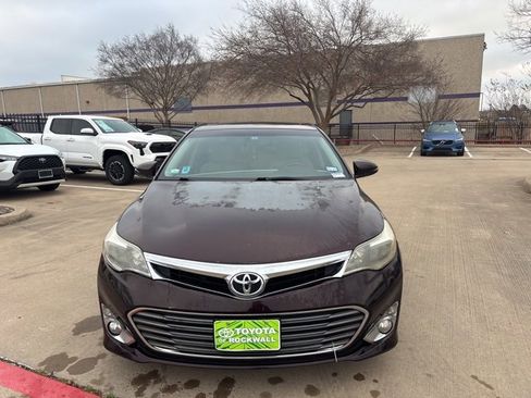 Used 2013 Toyota Avalon Limited image 2