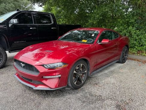 Used 2018 Ford Mustang Coupe RWD image 6