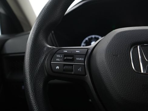 Used 2024 Honda CR-V LX image 24