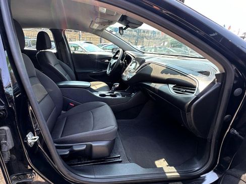 Used 2024 Chevrolet Malibu LT FWD image 19