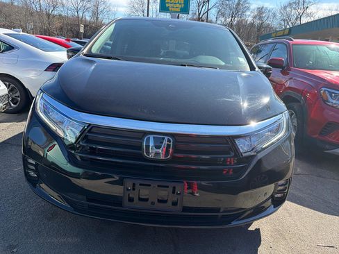 Used 2022 Honda Odyssey Elite image 2