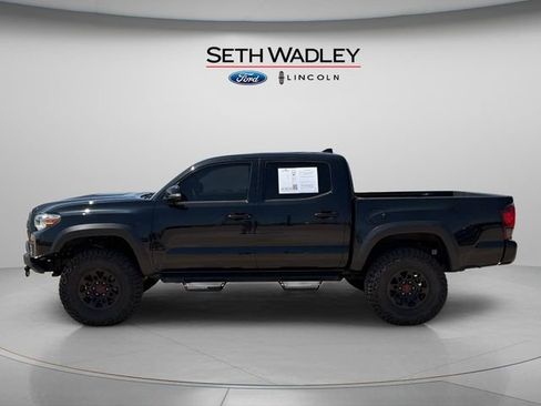 Used 2019 Toyota Tacoma TRD Pro AWD/4WD image 4