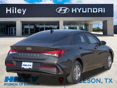 New 2026 Hyundai Elantra SE