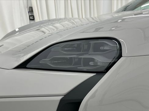 Certified 2025 Porsche Taycan Turbo image 15