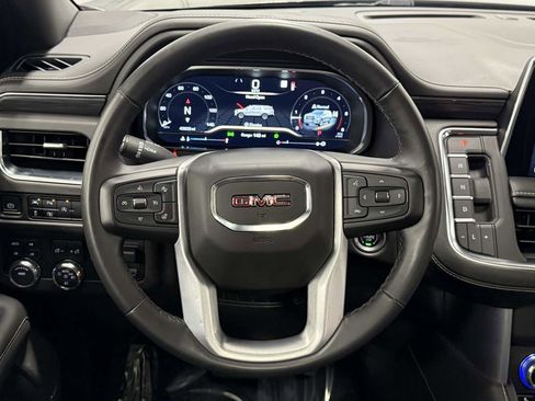 Used 2023 GMC Yukon XL SLT image 19