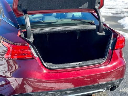 Used 2018 Nissan Maxima Platinum image 39