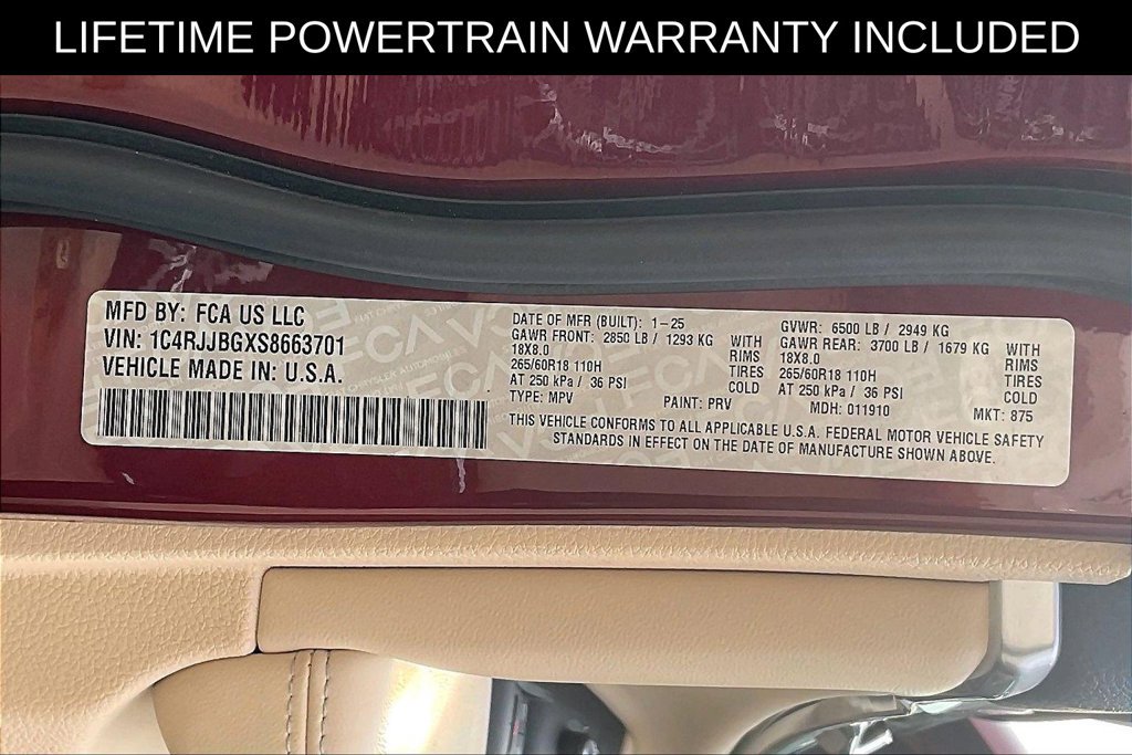 Used 2025 Jeep Grand Cherokee L Limited w/ Luxury Tech Group II RWD image 28