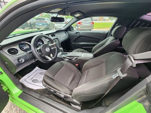 Used 2014 Ford Mustang Coupe w/ Equipment Group 102A RWD image 9
