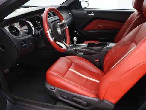 Used 2014 Ford Mustang GT Premium RWD image 8