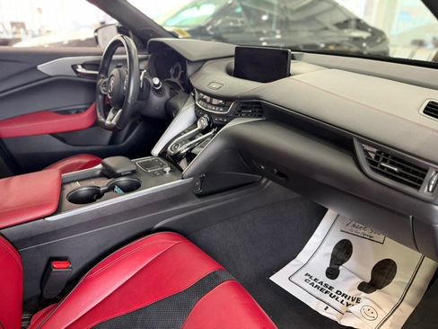 Used 2022 Acura TLX w/ A-SPEC Pkg FWD image 18