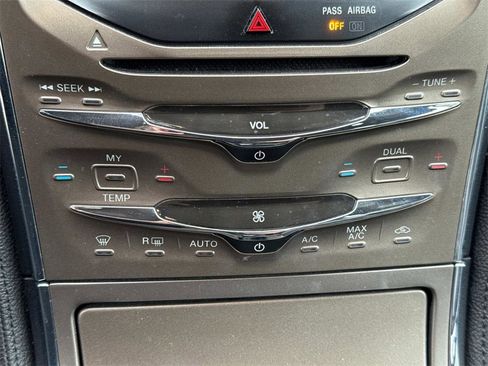 Used 2015 Lincoln MKX AWD w/ Equipment Group 102A image 23