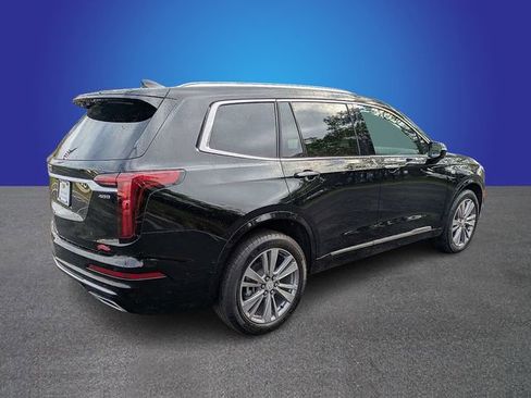 Certified 2025 Cadillac XT6 Premium Luxury w/ Platinum Package image 5