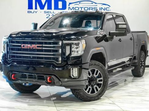 Used 2020 GMC Sierra 2500 AT4 w/ AT4 Premium Package AWD/4WD image 2