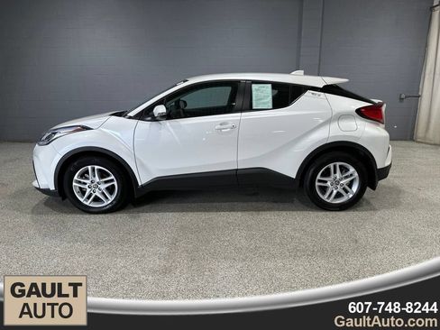 Used 2021 Toyota C-HR LE FWD image 5