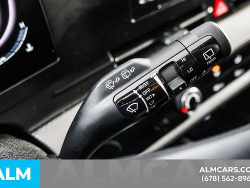 Used 2025 Kia Sportage LX FWD image 29