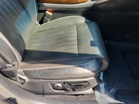 Used 2018 Genesis G90 5.0 Ultimate RWD image 23