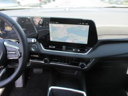 New 2026 Chevrolet Equinox LT image 19