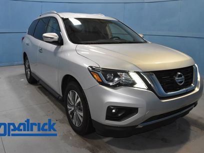 Certified 2019 Nissan Pathfinder SV