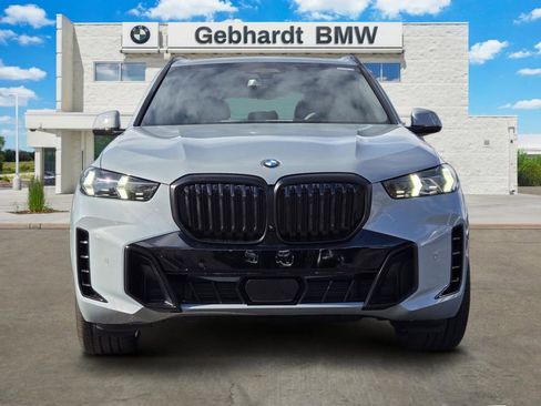 New 2026 BMW X5 xDrive40i w/ M Sport Package image 2