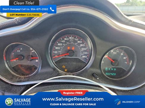 Used 2014 Dodge Avenger SE FWD image 12